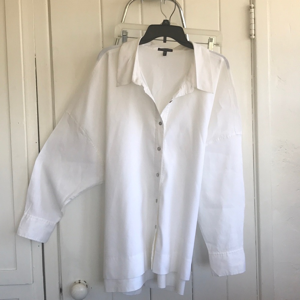 Winter white linen blend button down sz3x